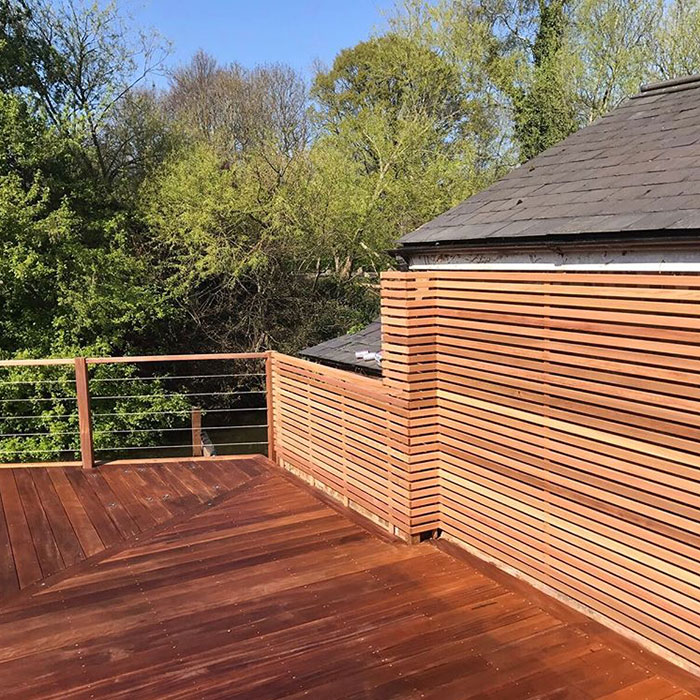 Balau Cedar Bespoke Privacy Trellis - Weybridge